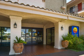 Отель Comfort Inn & Suites Rancho Cordova-Sacramento  Ранчо Кордова